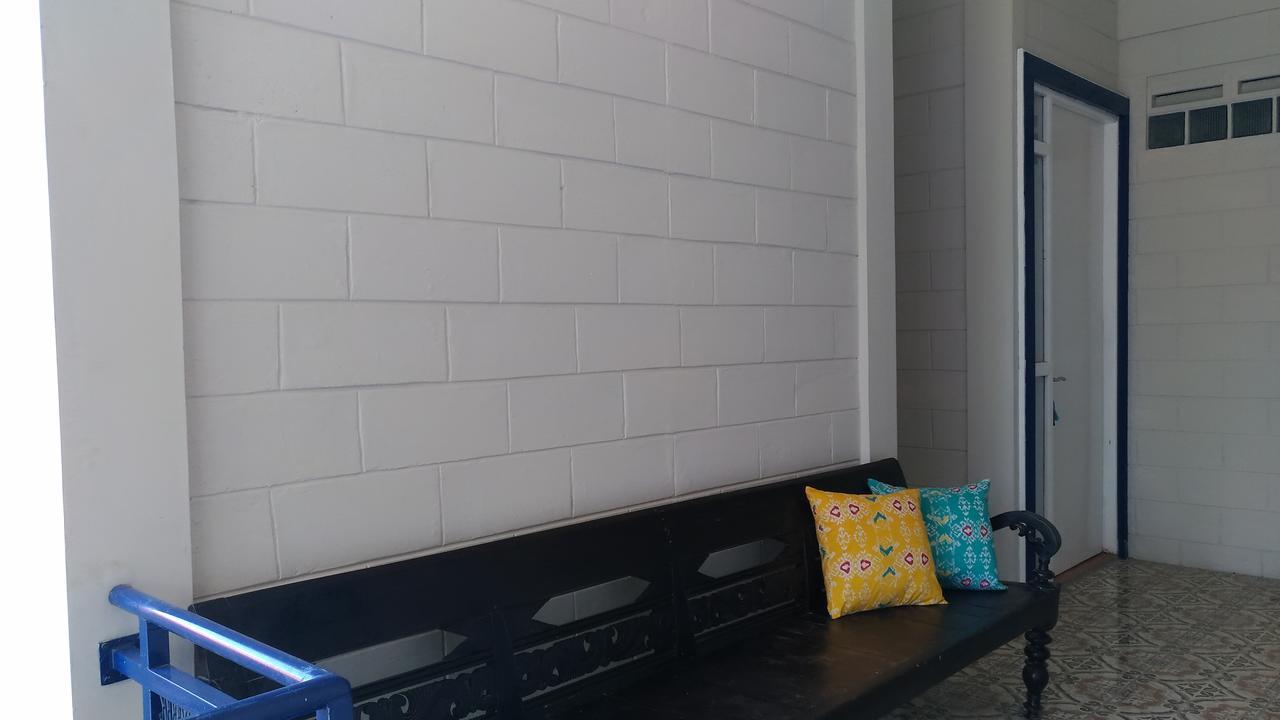 Roemah Kesambi Hotel Cirebon Esterno foto