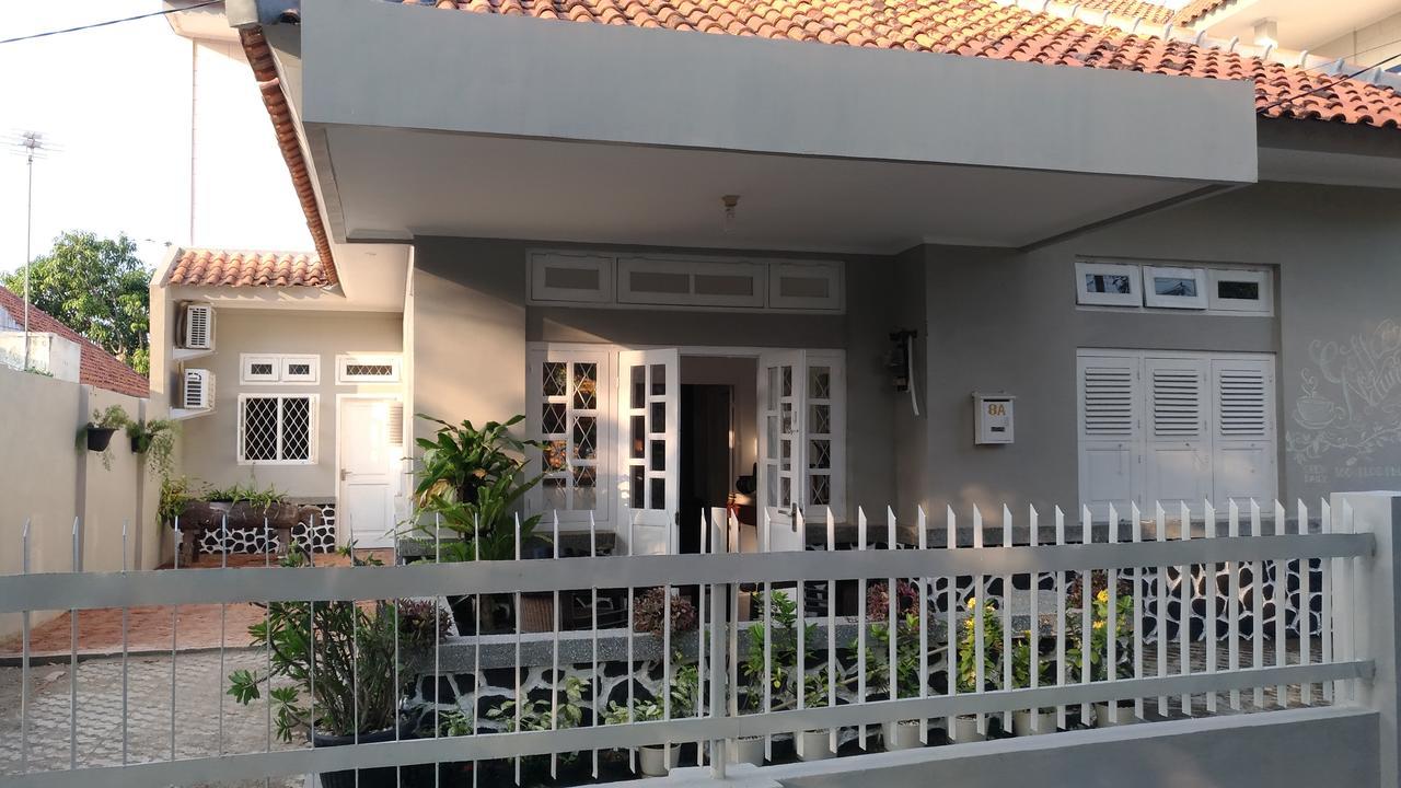 Roemah Kesambi Hotel Cirebon Esterno foto